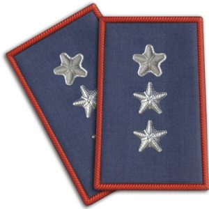 Capitano con incarichi superiori divisa estiva